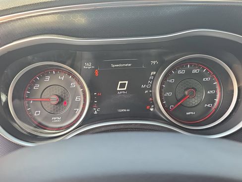 Used 2015 Dodge Charger SXT AWD/4WD image 18