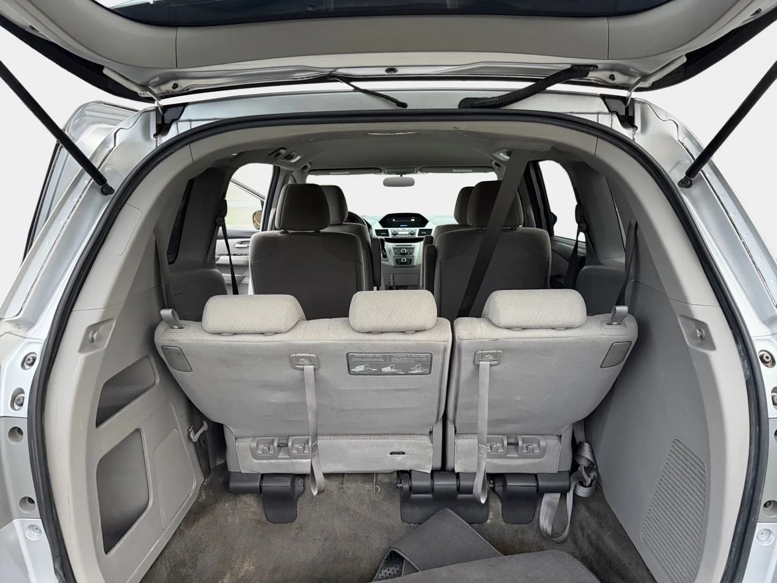 Used 2014 Honda Odyssey LX image 12