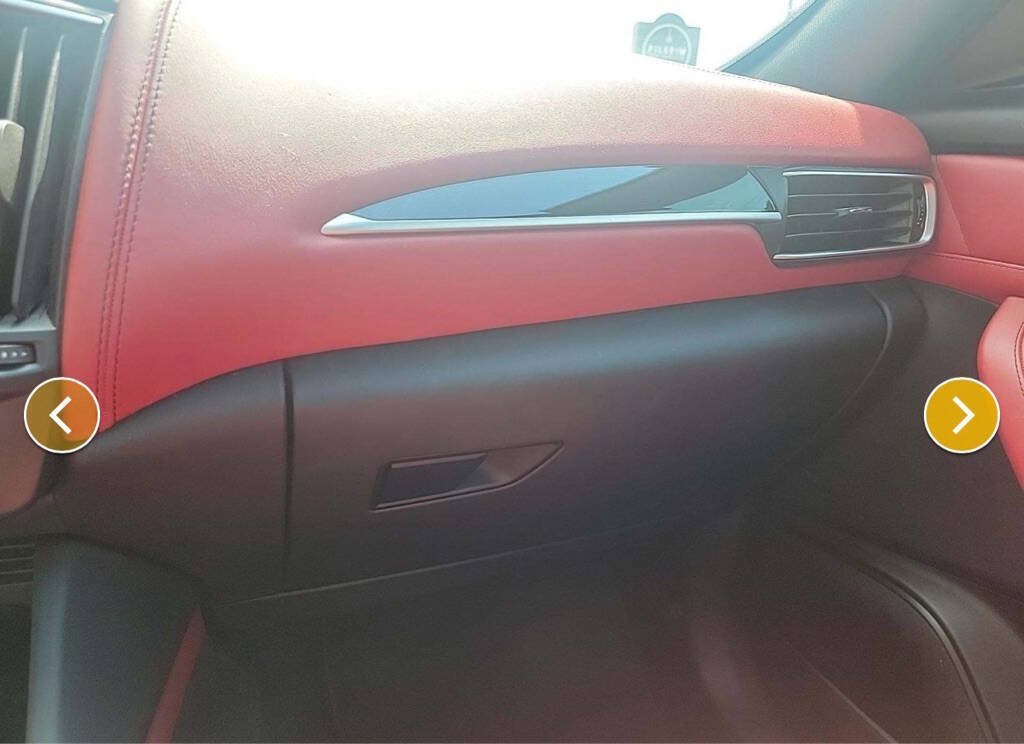 Used 2021 Maserati Levante AWD/4WD image 10