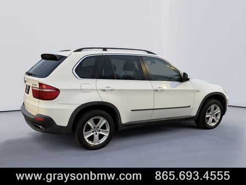 Used 2007 BMW X5 4.8i image 3