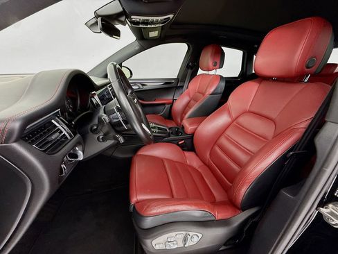 Used 2020 Porsche Macan AWD/4WD image 5