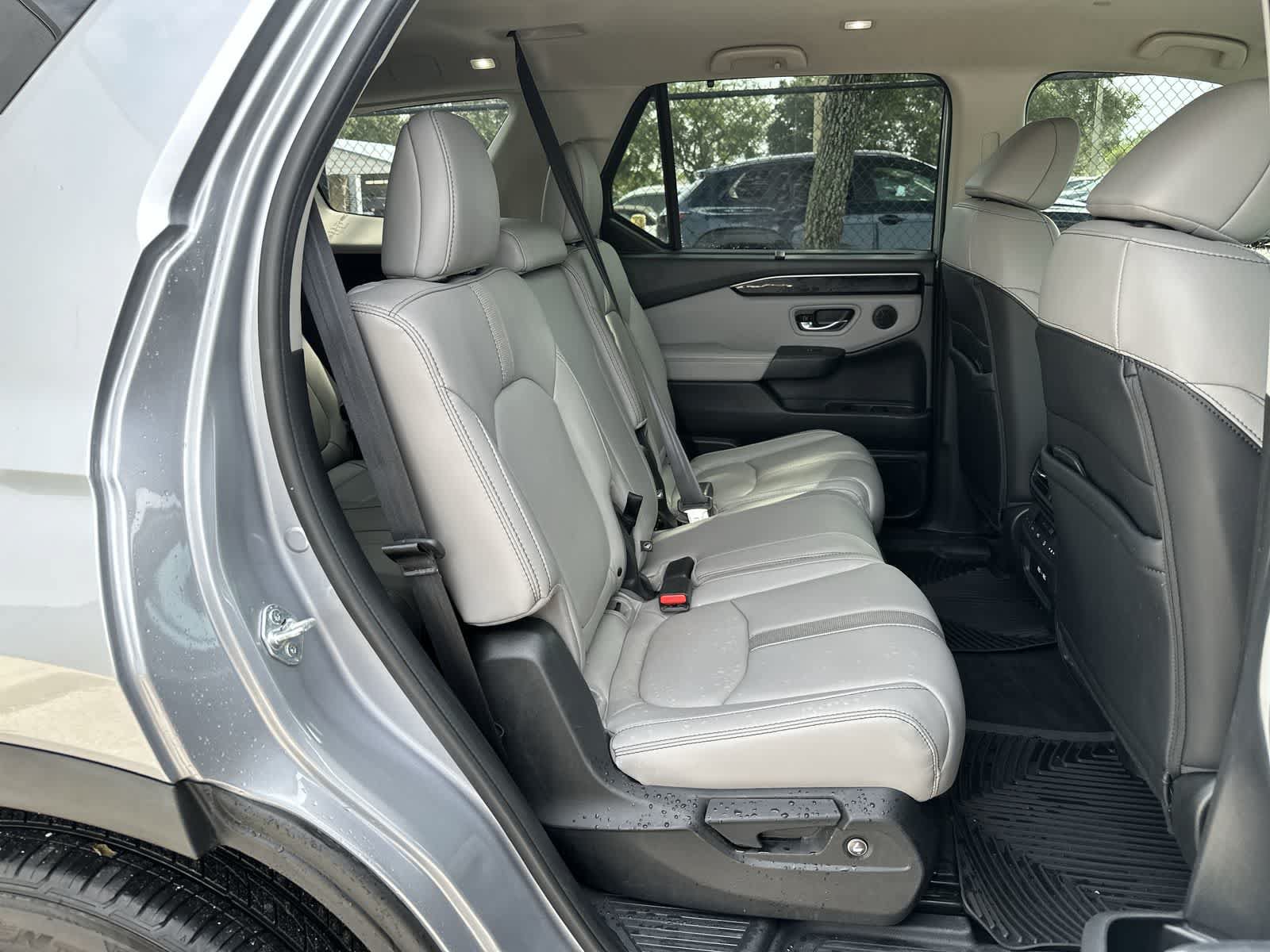 Used 2023 Honda Pilot EX-L image 18