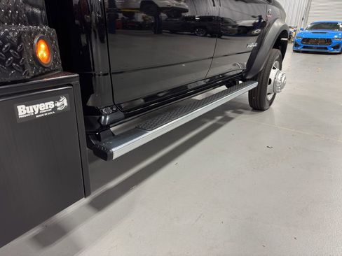 Used 2024 RAM 4500 SLT w/ Quick Order Package 2YG SLT image 9