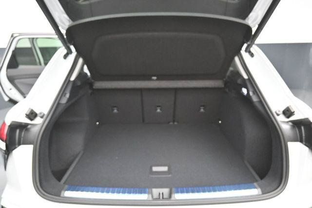 New 2026 Audi Q3 quattro 2.0T AWD/4WD image 12