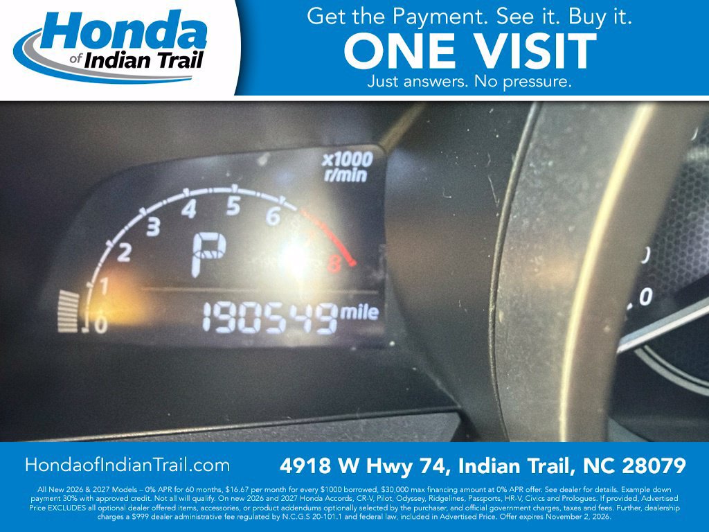 Used 2016 MAZDA MAZDA3 i Touring FWD image 2