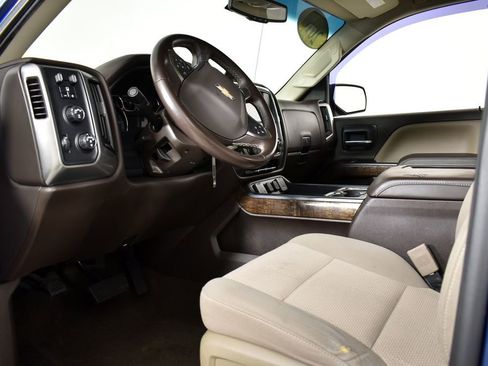 Used 2018 Chevrolet Silverado 1500 LT w/ All Star Edition image 17