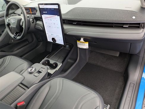 New 2024 Ford Mustang Mach-E Premium image 21
