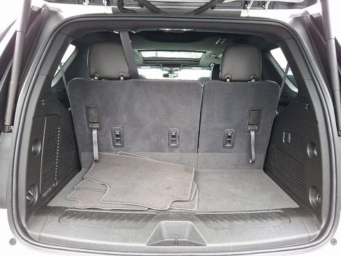 Used 2021 Chevrolet Tahoe LT image 33