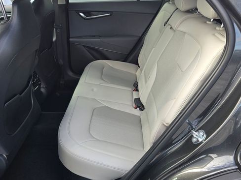 New 2026 Kia Niro EX image 8