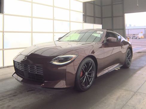 Used 2025 Nissan Z Performance w/ Floor Mat Package RWD image 1
