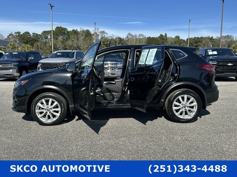 Used 2020 Nissan Rogue Sport S w/ Appearance Package image 30