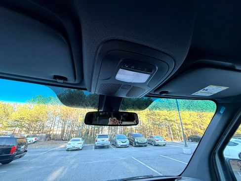 Used 2019 Mercedes-Benz Sprinter 1500 image 23