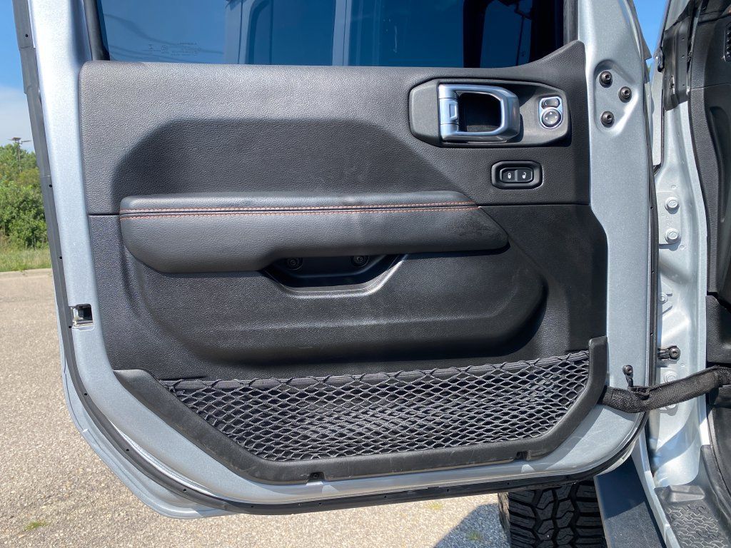 Used 2022 Jeep Gladiator Mojave w/ LED Lighting Group AWD/4WD image 12