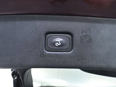 Used 2021 Ford Edge Titanium w/ Equipment Group 301A AWD/4WD image 39