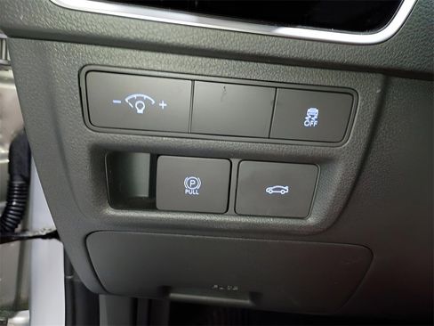 Certified 2025 Hyundai Sonata SEL image 12
