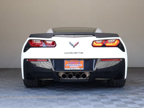 Used 2017 Chevrolet Corvette Stingray Coupe w/ Carbon Flash Badge Package RWD image 11