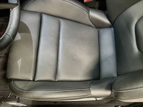 Certified 2025 Porsche 911 Carrera T RWD image 21