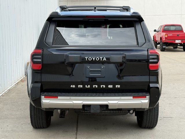 Used 2026 Toyota 4Runner Limited AWD/4WD image 5