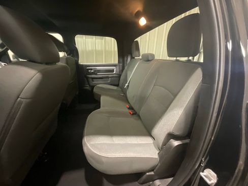 Used 2024 RAM 1500 Warlock AWD/4WD image 12