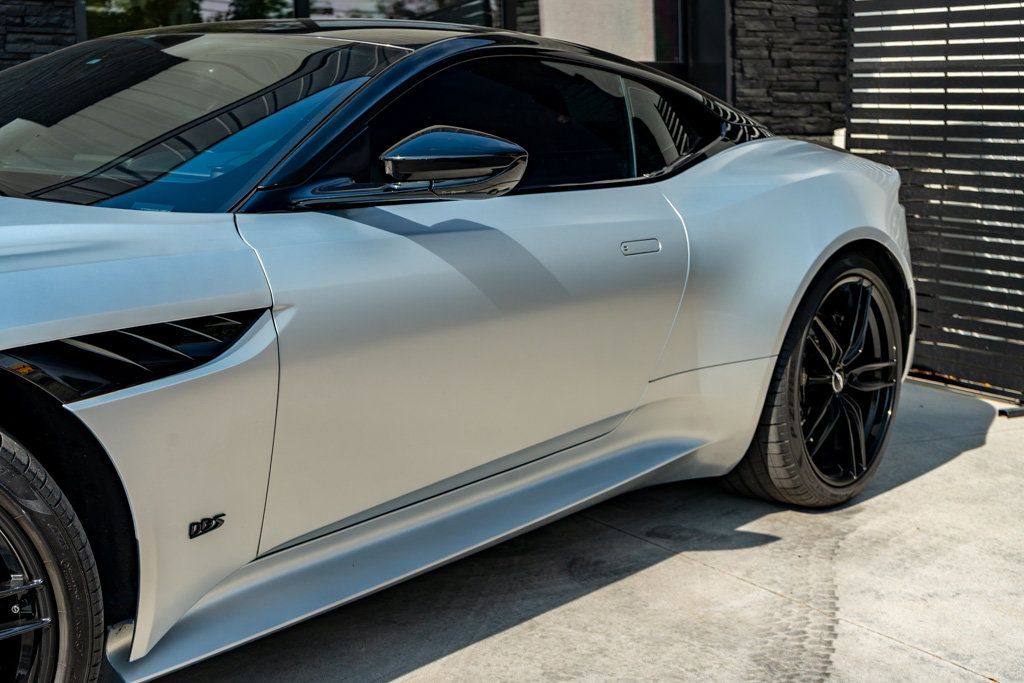 Used 2020 Aston Martin DBS Superleggera RWD image 8