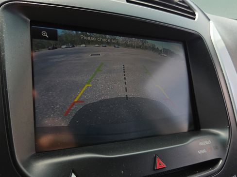 Used 2014 Ford Explorer XLT w/ Equipment Group 202A image 28