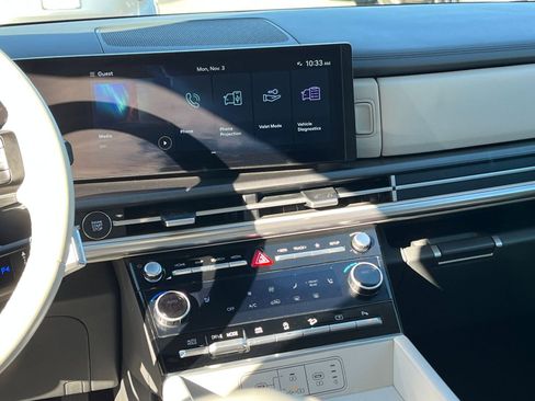 Used 2025 Hyundai Santa Fe SEL image 18