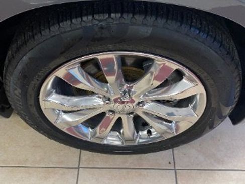 Used 2017 Chrysler 300 Limited w/ Value Package image 24