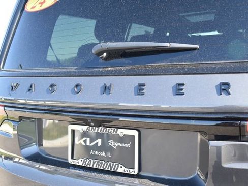 Used 2024 Jeep Wagoneer Series II AWD/4WD image 22
