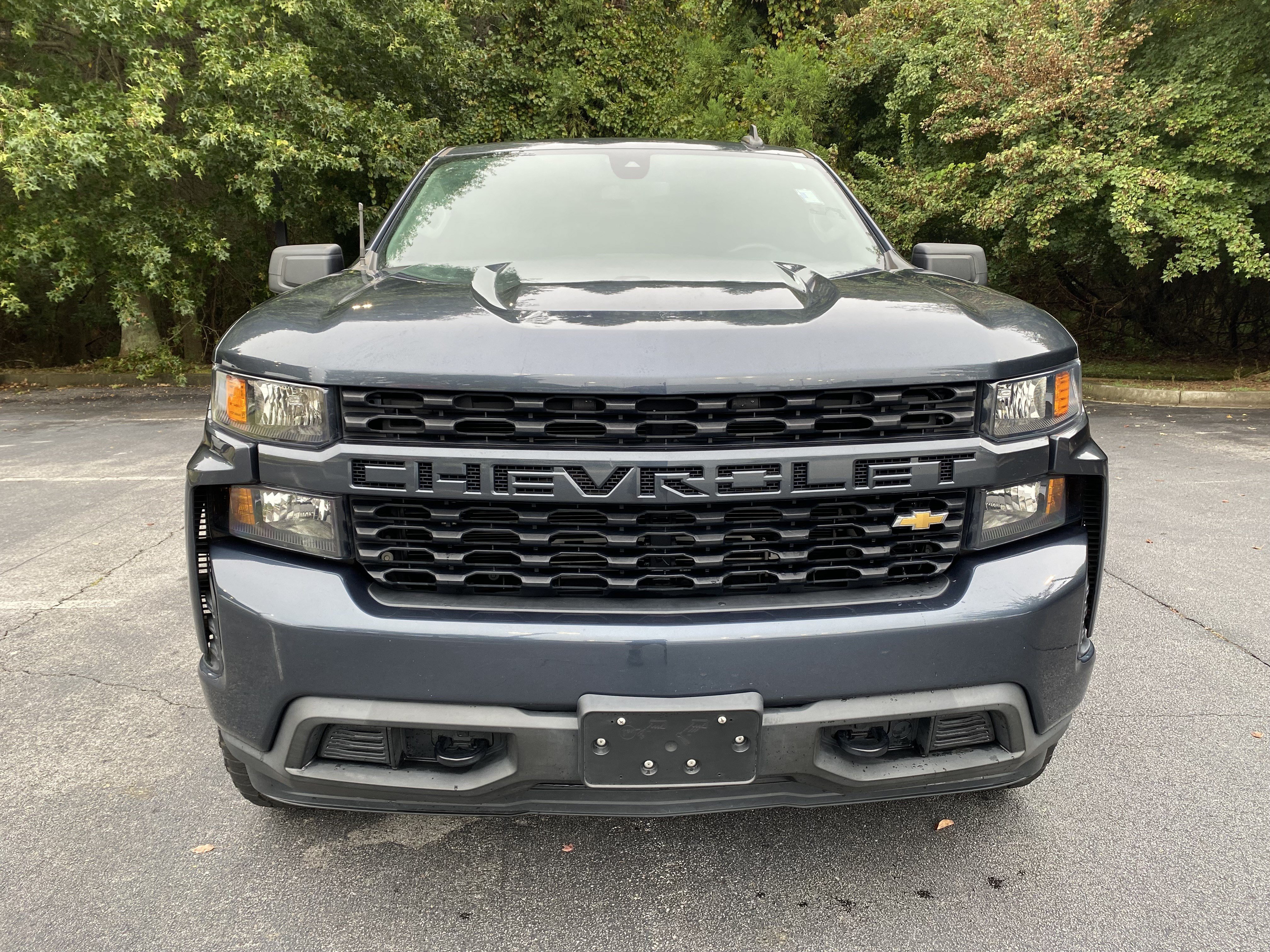 Used 2021 Chevrolet Silverado 1500 Custom w/ Safety Confidence Package RWD image 3