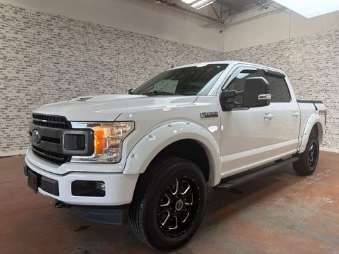 Used 2019 Ford F150 XLT w/ Equipment Group 302A Luxury AWD/4WD image 3