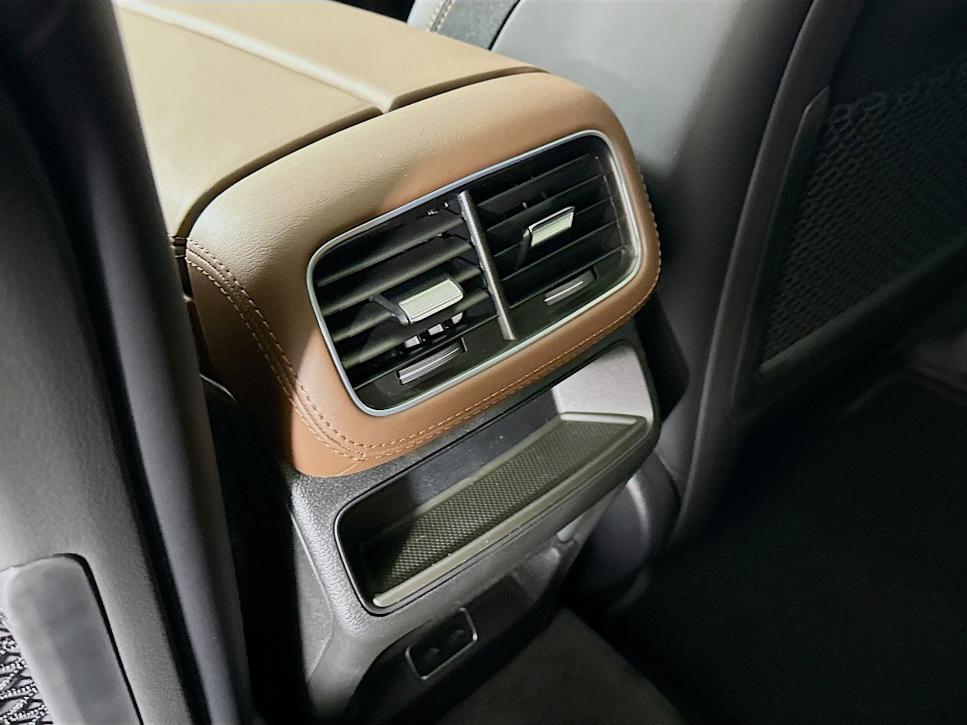 New 2026 Mercedes-Benz GLE 53 AMG 4MATIC Coupe image 28