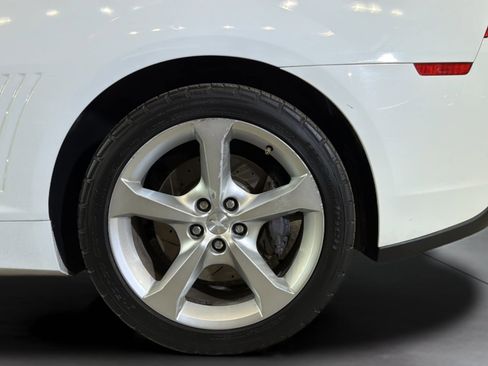 Used 2014 Chevrolet Camaro SS RWD image 37