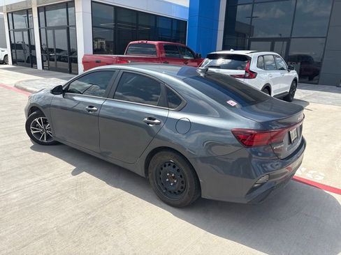 Used 2024 Kia Forte LXS w/ LXS Technology Package FWD image 1