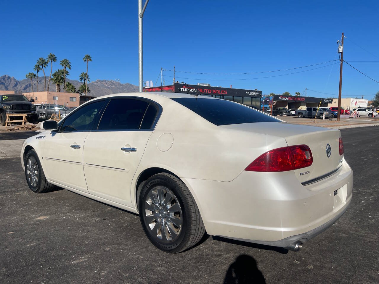 Used 2008 Buick Lucerne CXL w/ Ultra Confidence Package FWD image 6