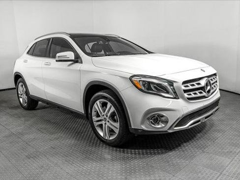 Used 2018 Mercedes-Benz GLA 250 4MATIC image 11
