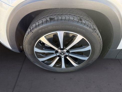 Used 2023 Mercedes-Benz GLB 250 image 14