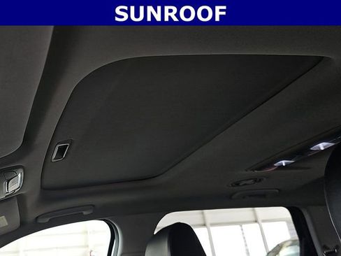 Used 2025 Kia Telluride S image 10