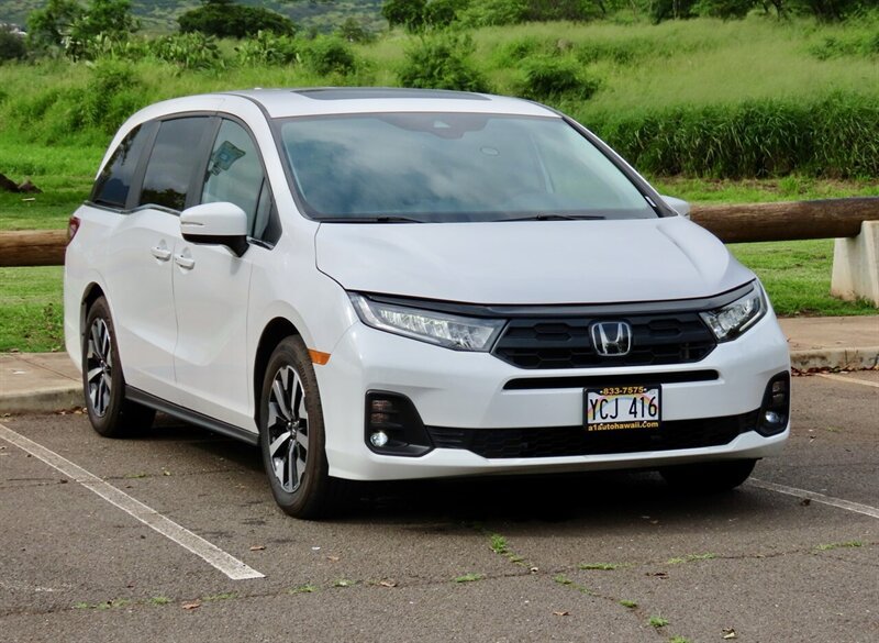Used 2025 Honda Odyssey EX-L image 4