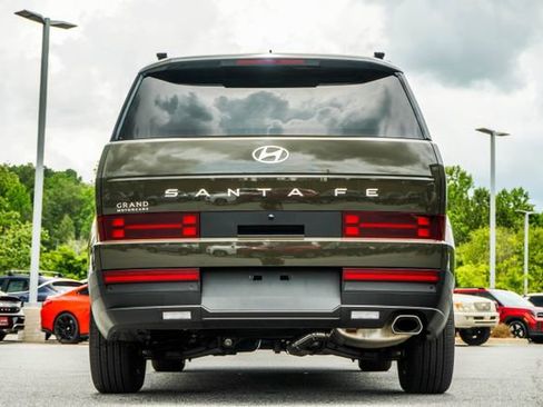 Used 2025 Hyundai Santa Fe SEL FWD image 12