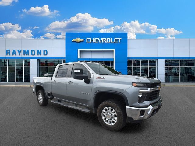 Used 2024 Chevrolet Silverado 2500 LT w/ All Star Edition AWD/4WD image 10