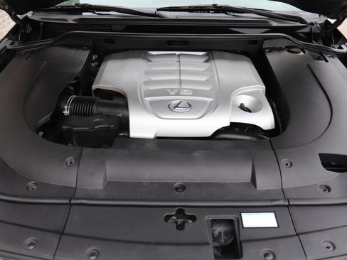 Used 2013 Lexus LX 570 4WD image 88