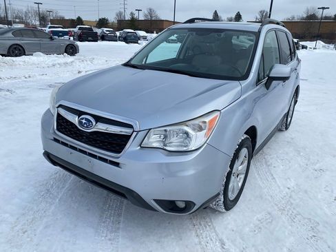 Used 2015 Subaru Forester 2.5i Limited image 3