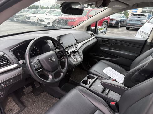 Used 2025 Honda Odyssey EX-L image 11