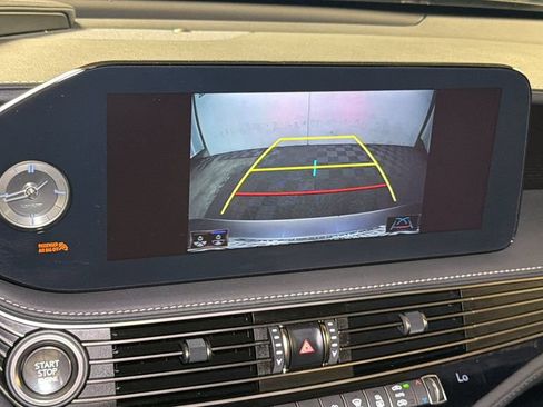 Certified 2021 Lexus LS 500 AWD w/ Accessory Package (Z1) image 25