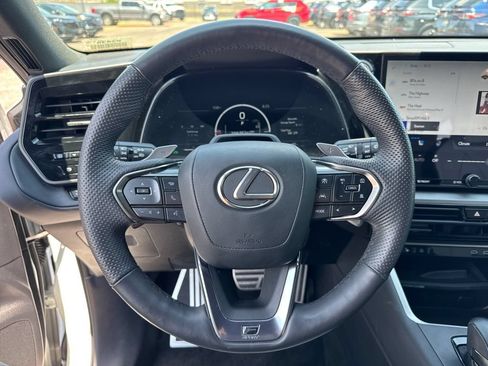 Used 2025 Lexus TX 500h AWD w/ Technology Package image 8