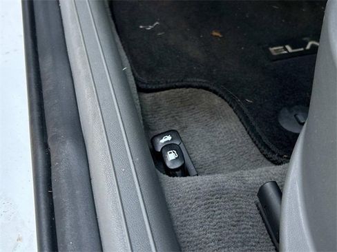 Certified 2022 Hyundai Elantra SEL w/ Cargo Package image 22