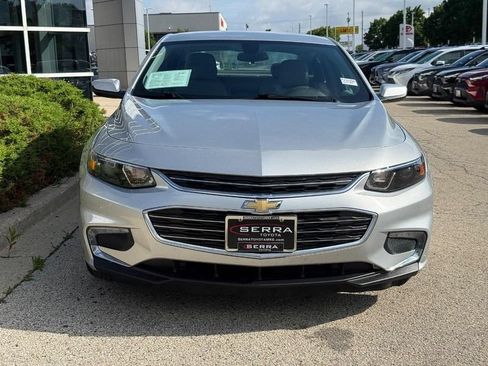 Used 2017 Chevrolet Malibu LT FWD image 8