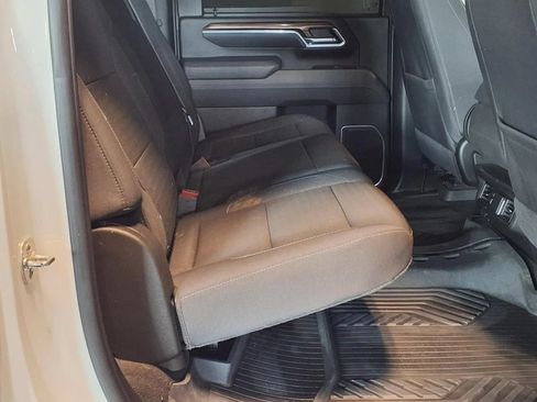 Used 2025 Chevrolet Silverado 2500 LT AWD/4WD image 11
