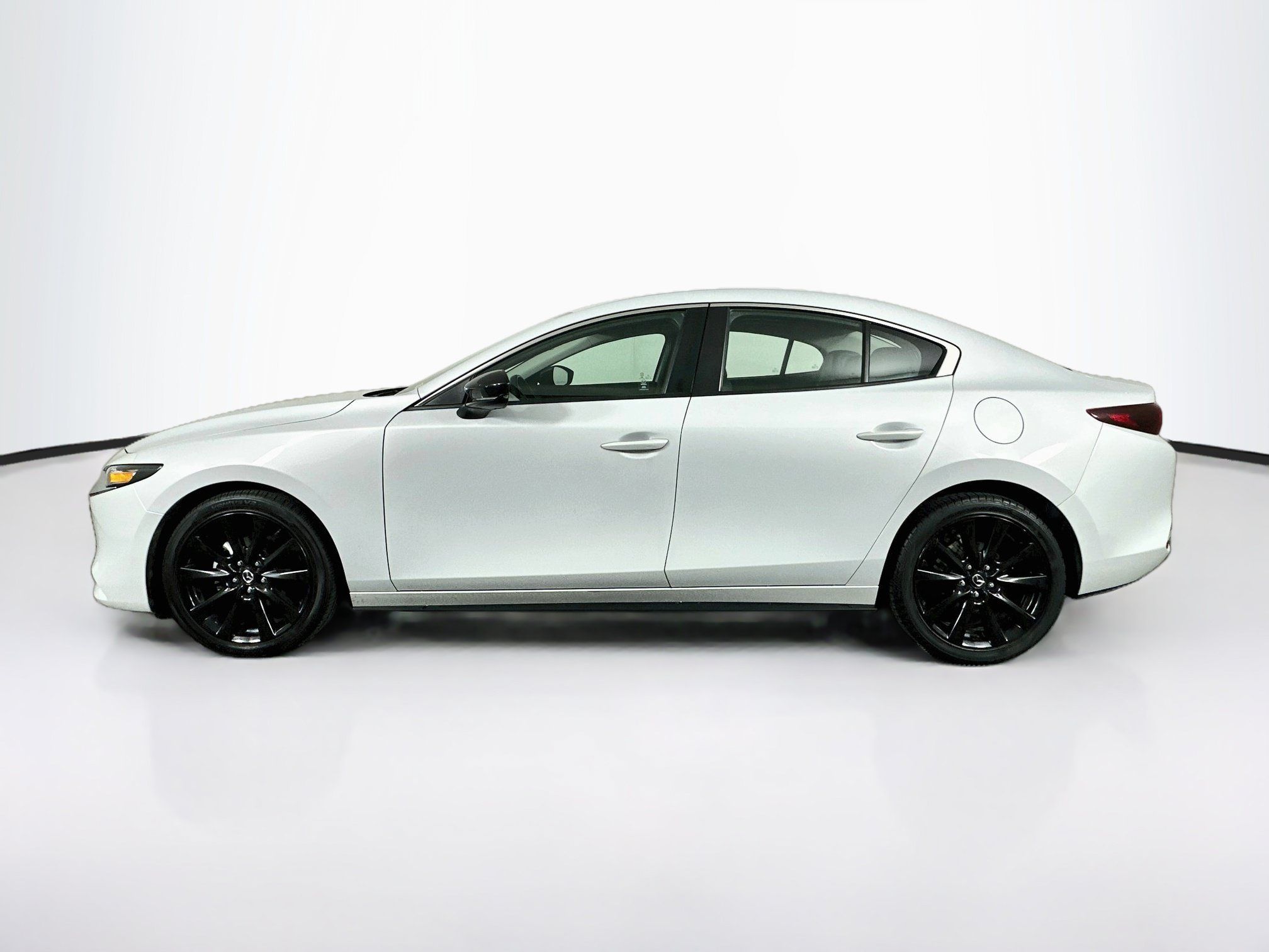 Used 2024 MAZDA MAZDA3 s FWD image 4