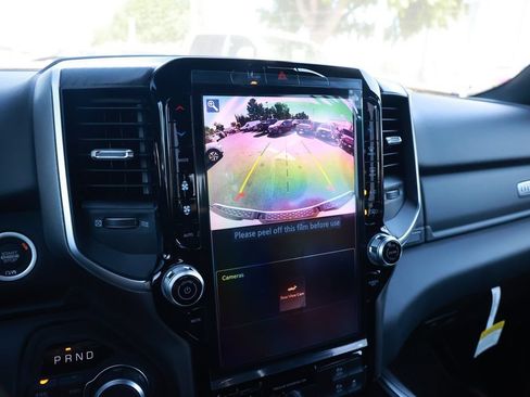 New 2026 RAM 1500 4x4 Crew Cab image 22